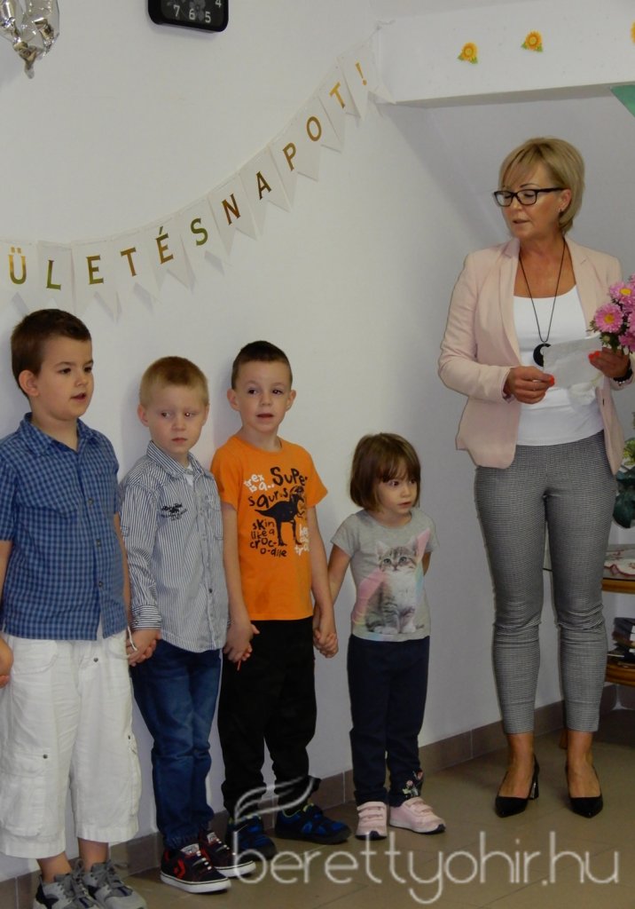 Marika néni 90 éves 15